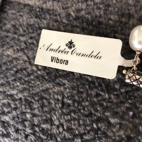 Andrea Candela NEW triple pearl strand bracelet - Picture 4 of 9